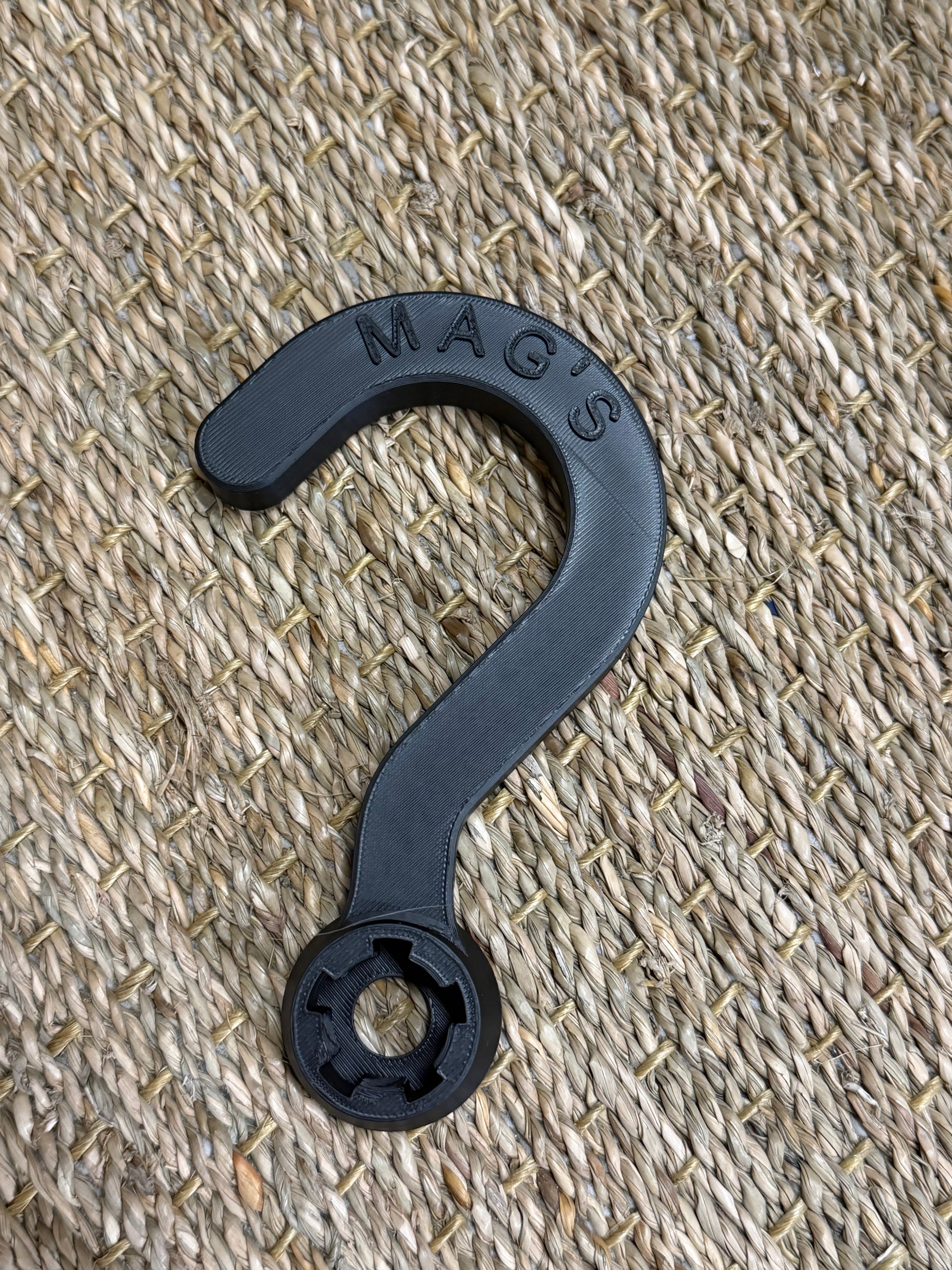 DIN Hanger by Mag’S Divers