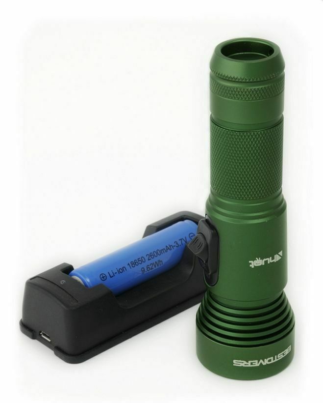 LAMPE HUNT FLASHLIGHT 920 LUMEN